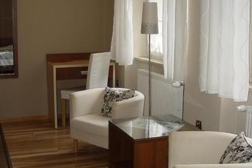 Willa Jagiellonka Apartamenty W Centrum, Parking