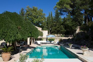 پانسیون Aux Oiseaux De Provence
