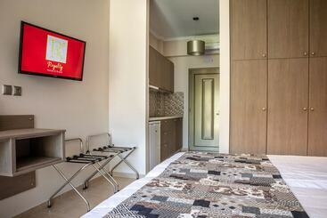 Royalty Suites Seaside