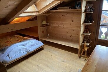 تختخواب و صبحانه Chalet De Mado