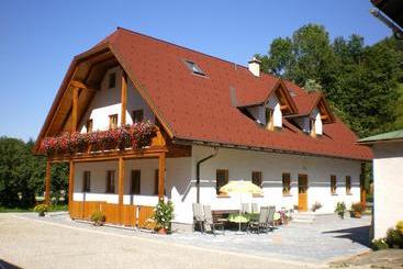 호텔 Ferienhaus Ehrenreith