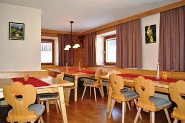 هتل Ferienhaus Gaugg