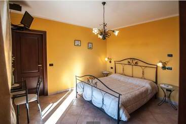 Room In B&b   Agriturismo Al Brich Triple Room