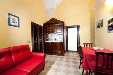 تختخواب و صبحانه Residenza Pizziniaco