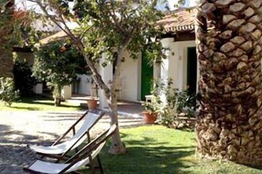 Aparthotel Cortijo Las Piñas