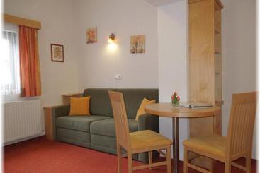 تختخواب و صبحانه Gästehaus Edelweiss