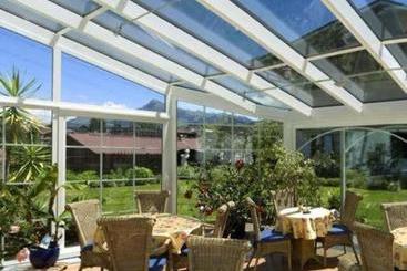 تختخواب و صبحانه Wellness Pension Hollaus