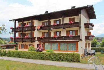 پانسیون Gästehaus Sapetschnig