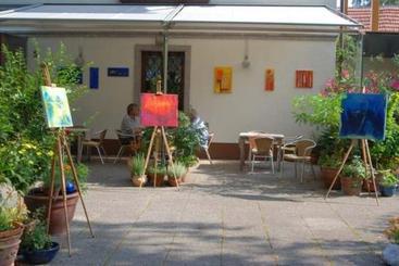 پانسیون Naturgasthof Schlosswirt