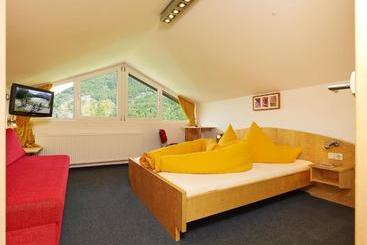 پانسیون Gasthof Hotel Post