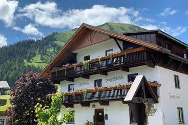 פנסיון Gästehaus Zugspitzblick