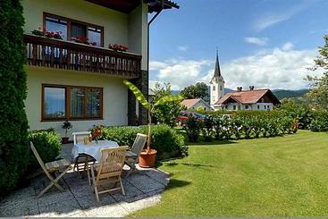 Garni Landhaus Servus
