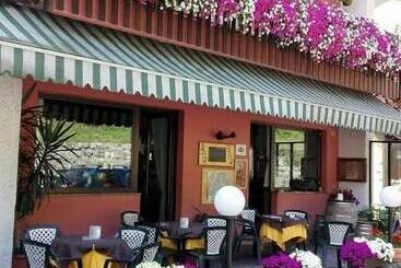 فندق Garni Rosa