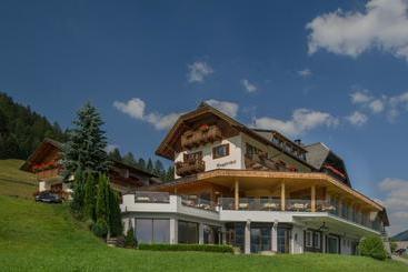 בית מלון כפרי Nagglerhof Am Weissensee