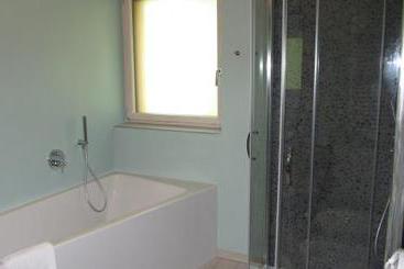 هتل Ferienhaus Maria Schnee