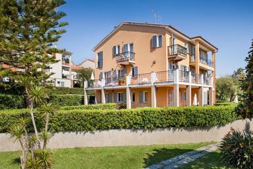 هتل Il Borgo Della Rovere