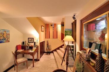 فندق Logis  Orly