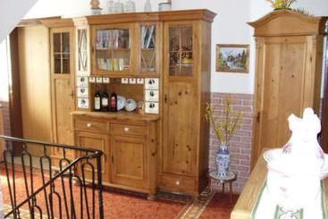 هتل Haus Viol