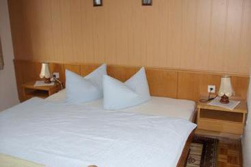 هتل Haus Viol