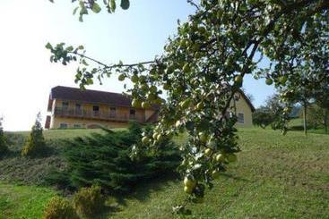 コテージ Bauernhof Mostheuriger