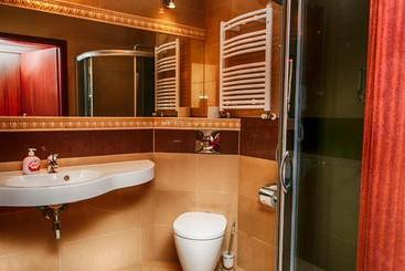 هتل Doris Spa