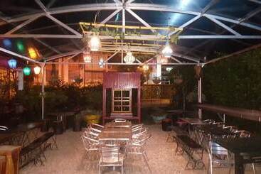 هاستل Reisen Hostal