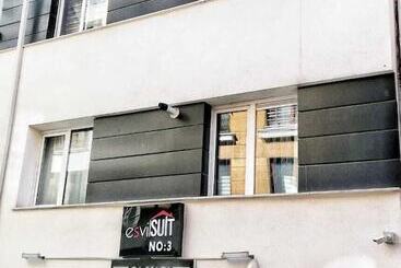 מלון דירות Esvil Suit