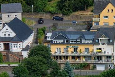ホテル Weinhaus Moselblick