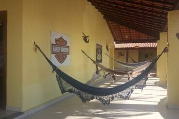 فندق فئة نجمة واحدة Pousada Capitão Leno