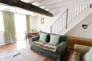 2 Borthwen Cottages