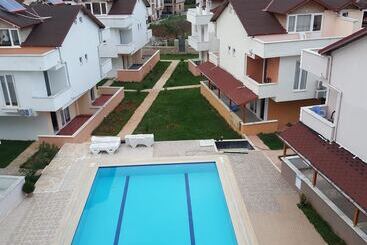 هتل Kalpe Houses Tatil Koyu