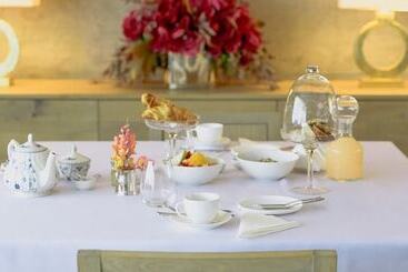 هتل Lodge Rocas Del Plata