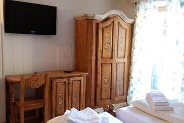 בית מלון כפרי Edelweiss