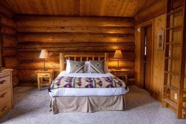 فندق Lone Mountain Ranch