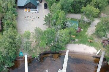 별장 Moose Track Adventures Resort