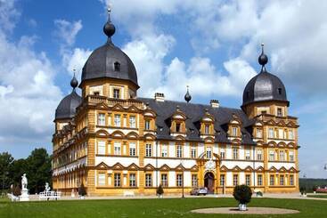 پانسیون Brauerei Gasthof Höhn