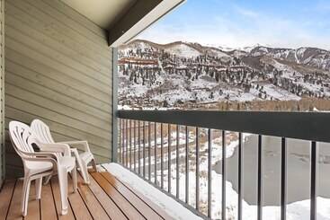 آپارتمان‌های توریست‌ها Riverside Condos B204 By Avantstay Condo Close To Downtown Town Park Ski Lift 8