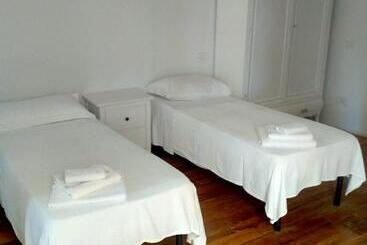 تختخواب و صبحانه & Resort Lunatenuta