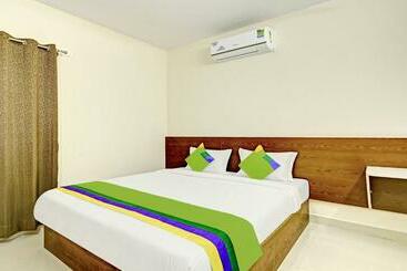 Hotel Treebo Trend Rishan Suites