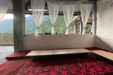 پانسیون Highland Spirit 1