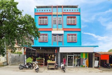 Otel Oyo 91435 Berliany Home 2