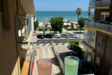شقق خاصة سياحية Bella Alba Apartment On The Beach