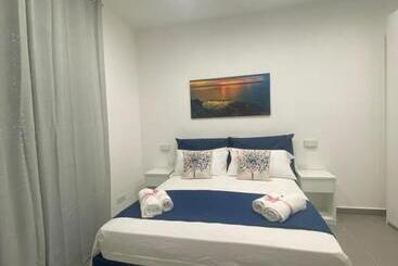 مبيت وإفطار Porta Saracena Rooms