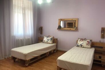 پانسیون Najaryan’s Family Guest House