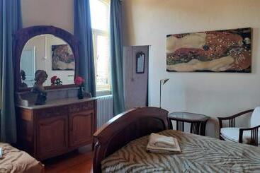 تختخواب و صبحانه Villa Ritte