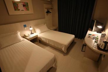 هتل Jinjiang Inn Wuhu Fangte