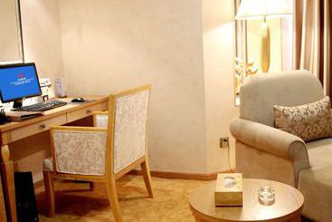 هتل Plainvim International Boutique