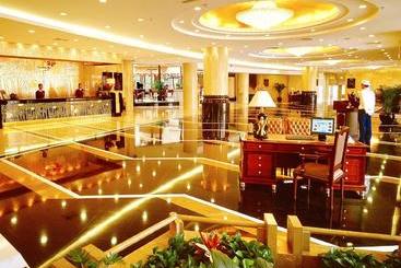 هتل Royal International
