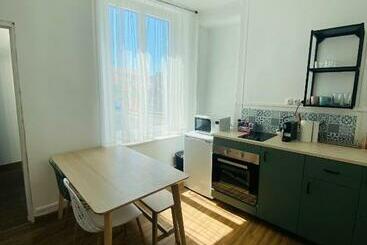 آپارتمان‌های توریست‌ها Rdc Cozy Central Flat/free Parking