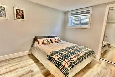 צימר Cozy Basement Suite 溫馨小屋 Designated Parking